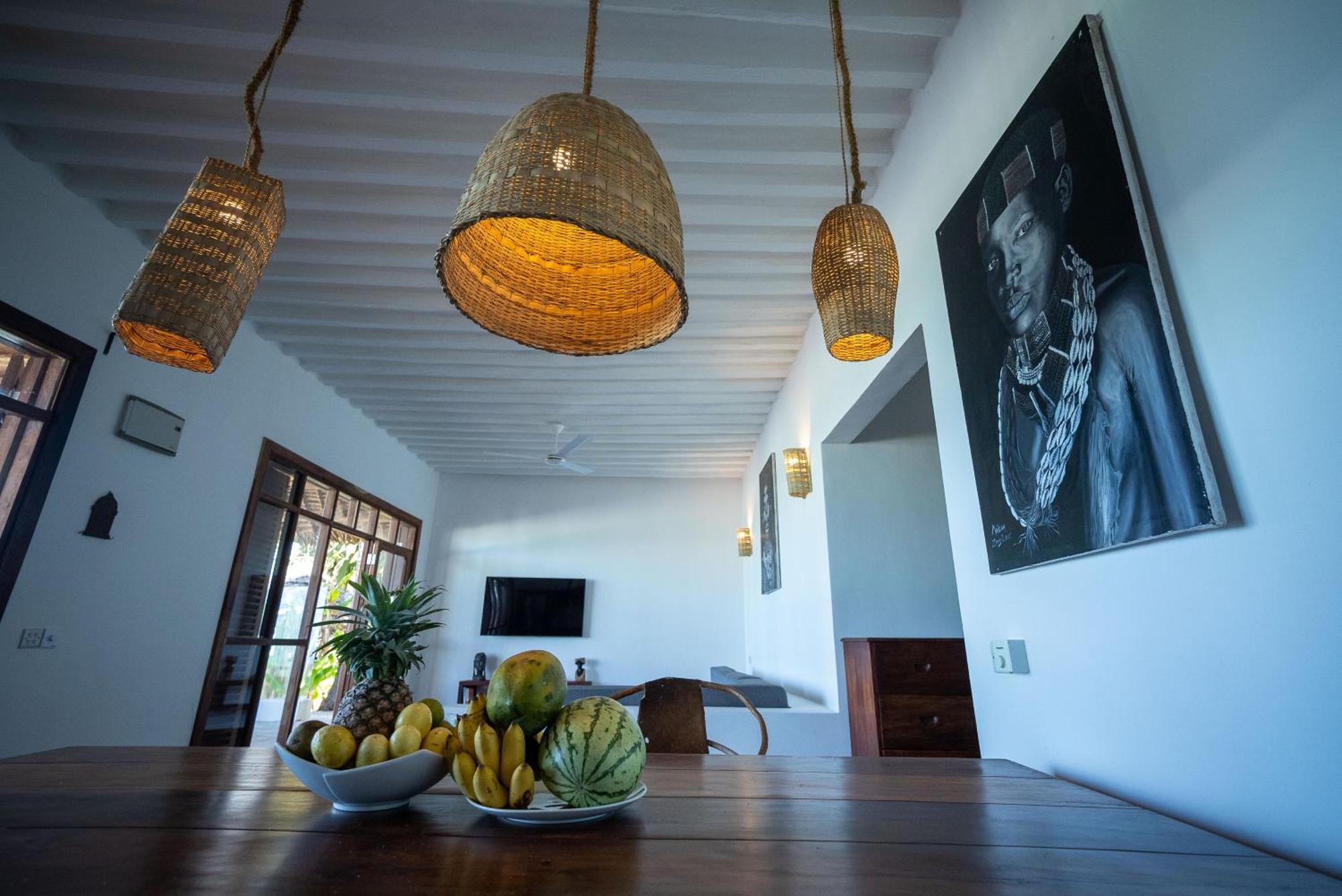 Beachfront Turtle House Zanzibarhouses * Ківенґва